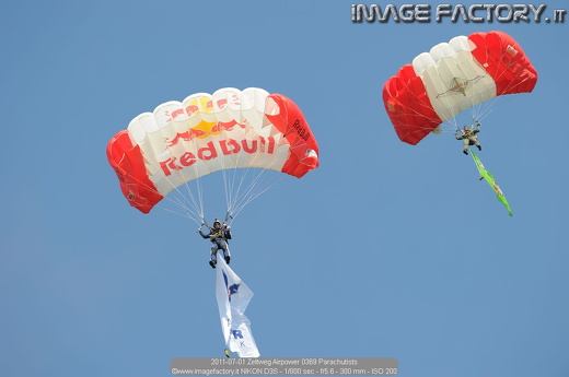 2011-07-01 Zeltweg Airpower 0369 Parachutists